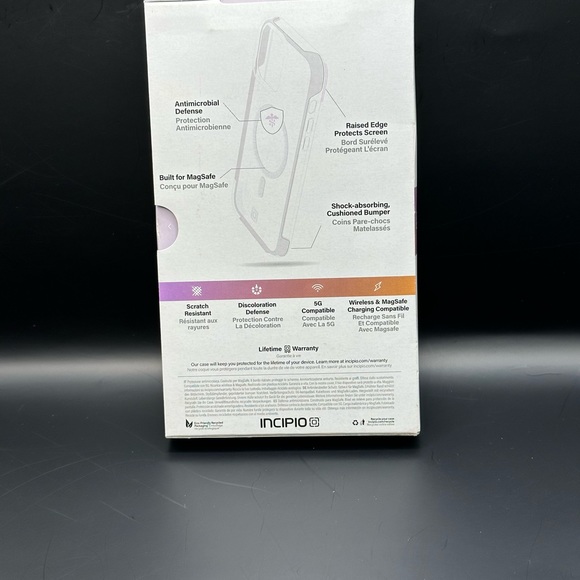 Incipio MagSafe charging phone case for IPhone 13 & 13 pro max - Picture 4 of 4